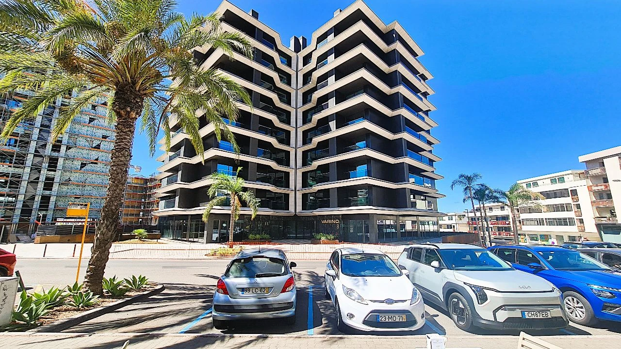 Apartamento T1 para Venda em Funchal Foto 1