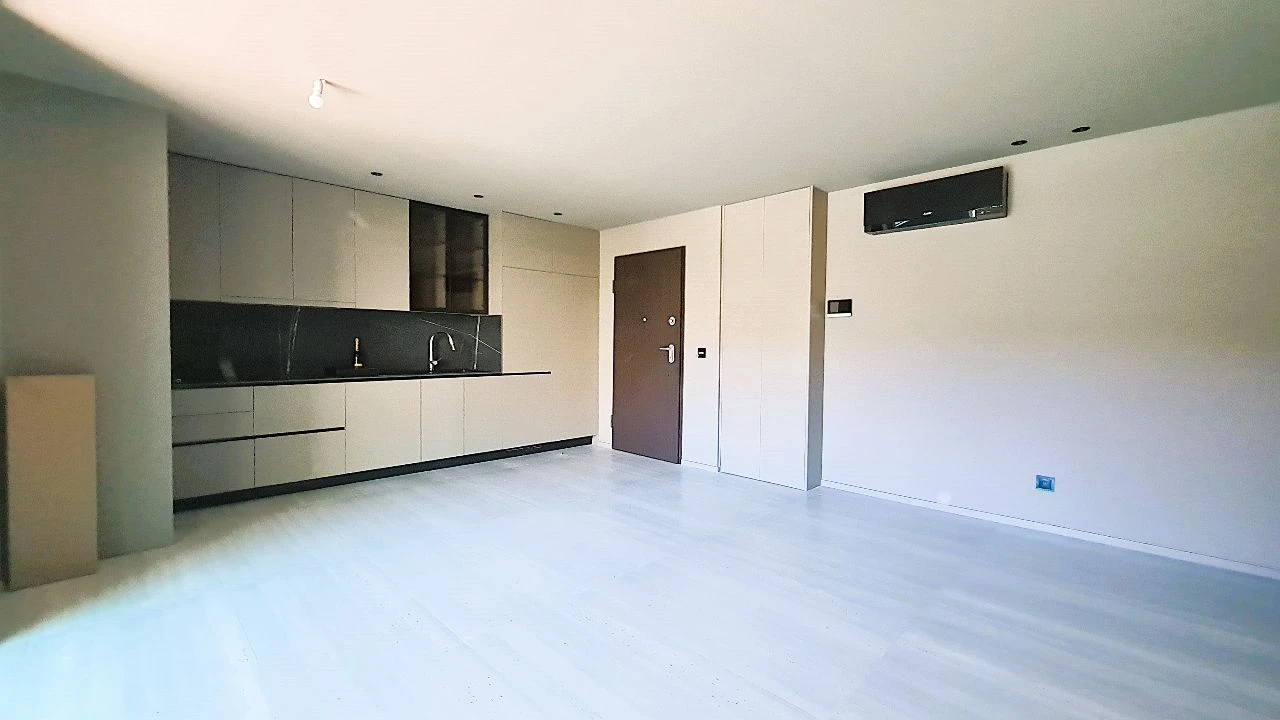 Apartamento T1 para Venda em Funchal Foto 5