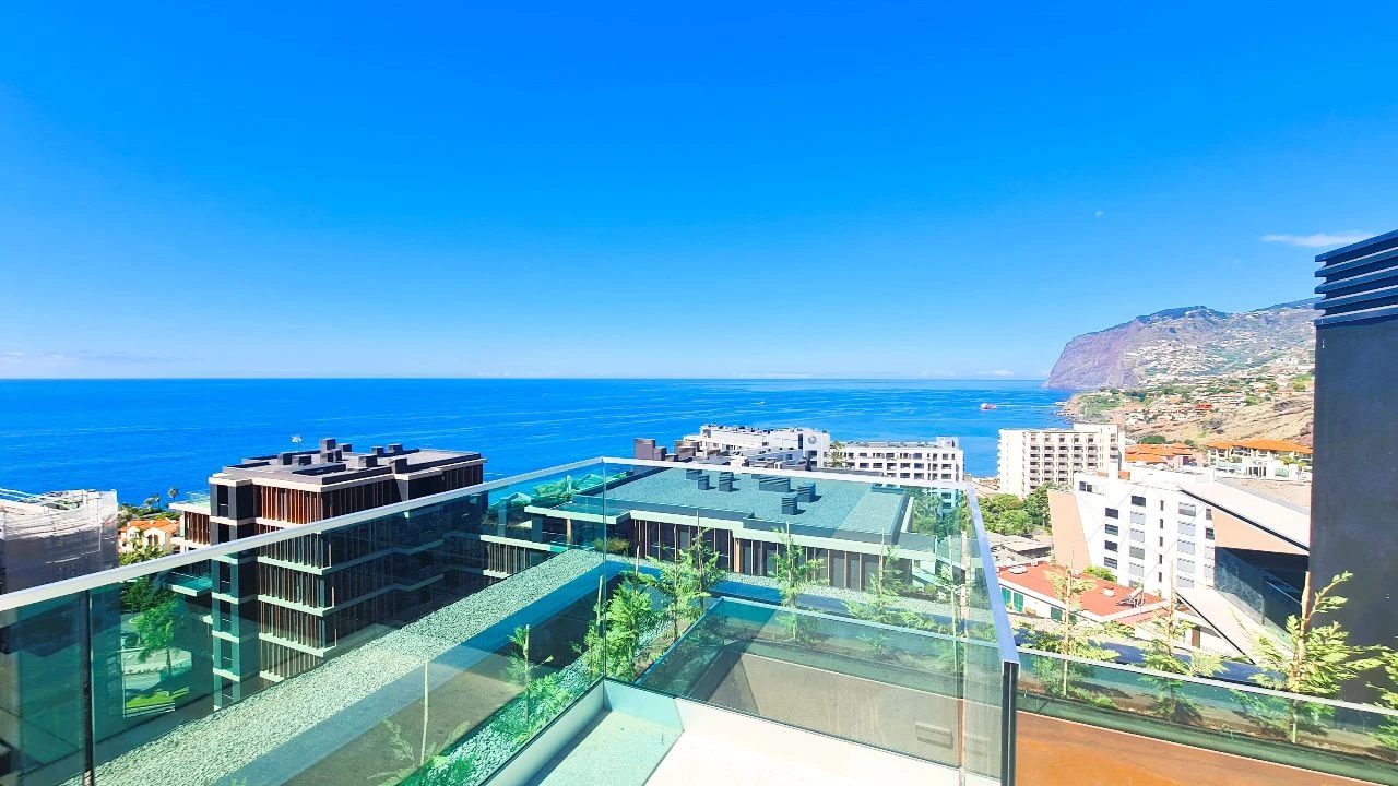 Apartamento T1 para Venda em Funchal Foto 23