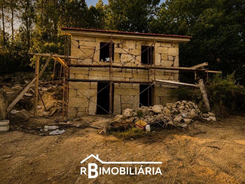Moradia T2 para Venda em Sejães Foto 4