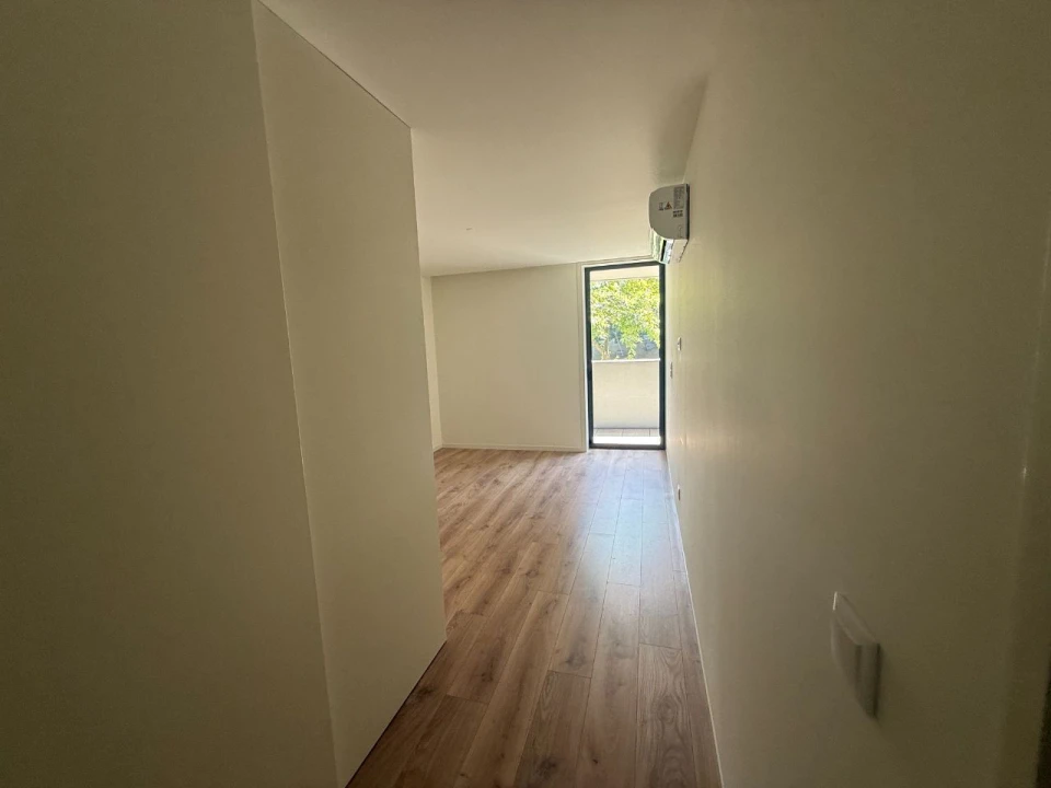 Apartamento T1 para Arrendamento em Porto Foto 13