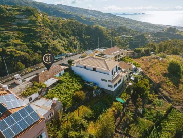 Moradia T3 para Venda em Santa Cruz