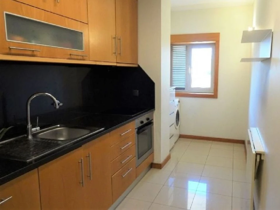 Apartamento T1 para Arrendamento em Porto Foto 1