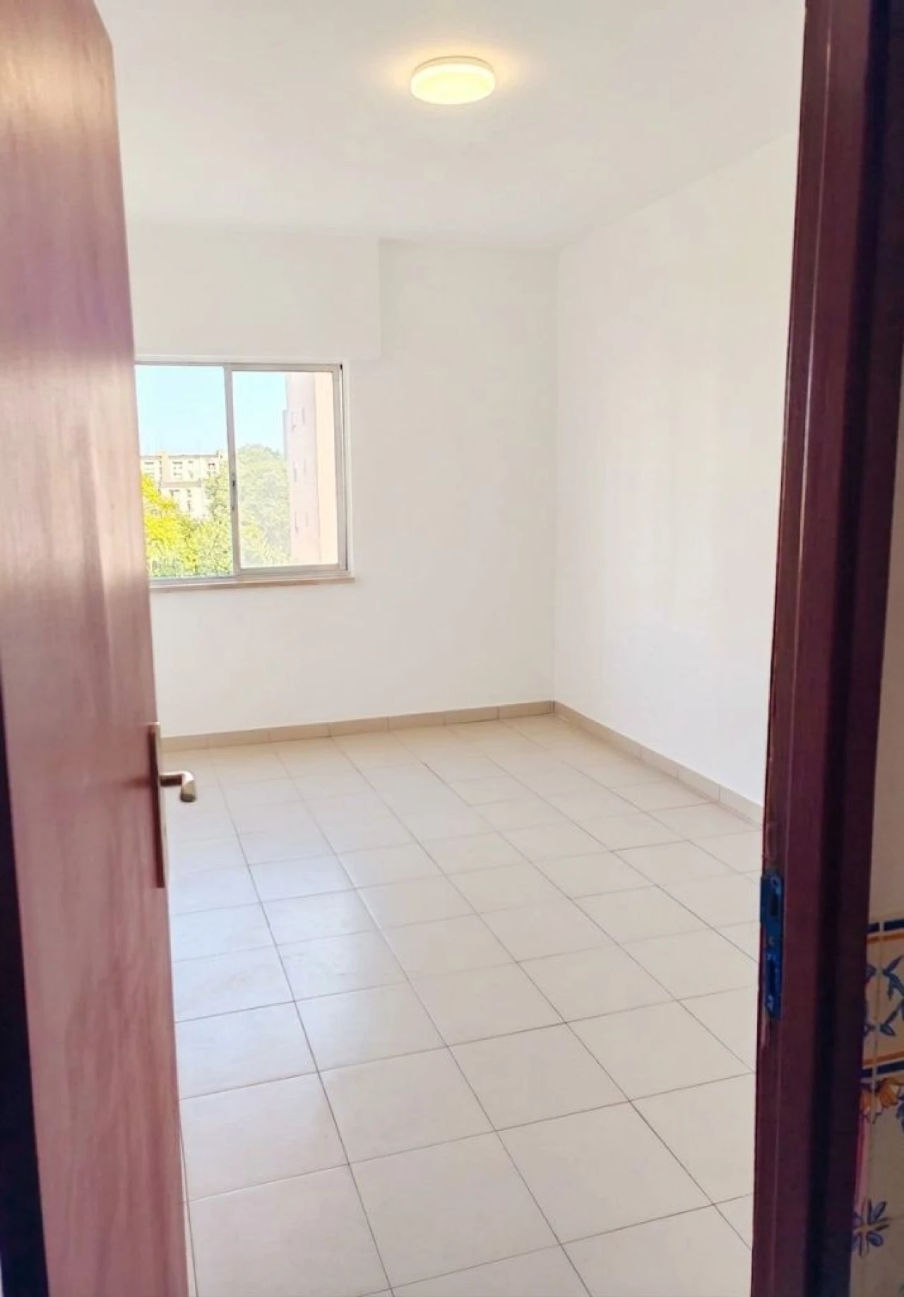 Apartamento T2 para Arrendamento em Setúbal Foto 6