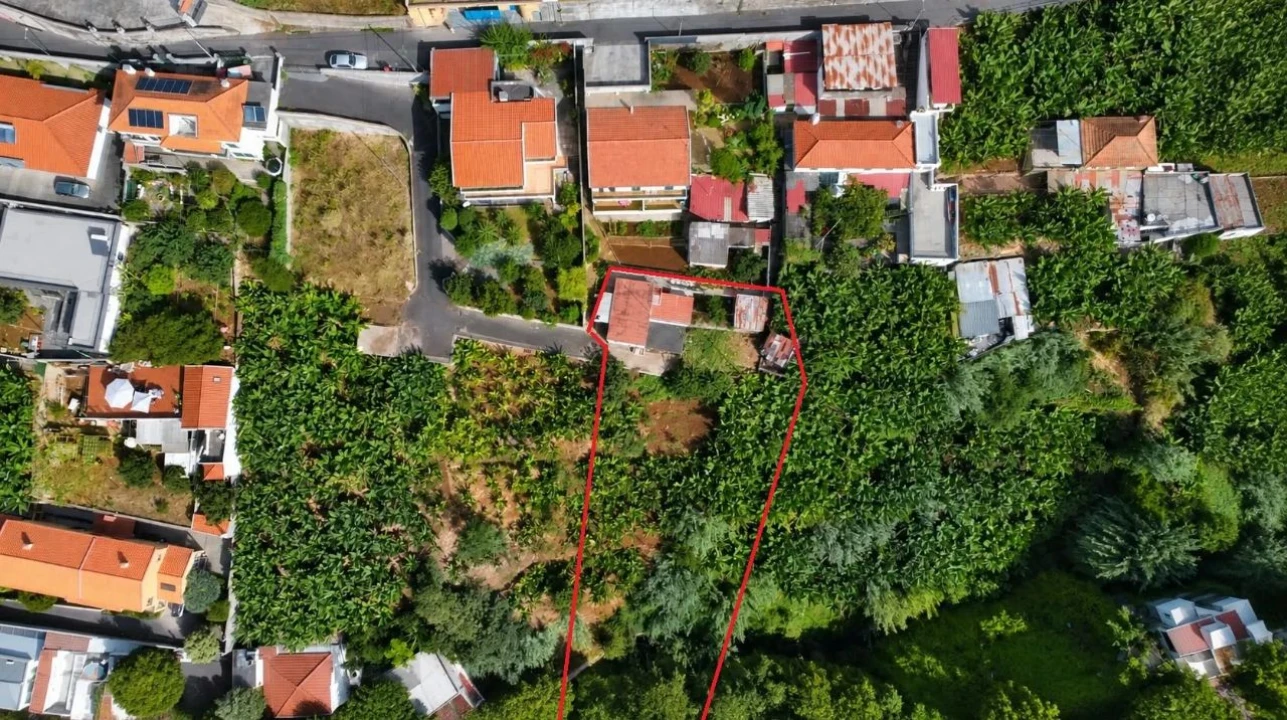 Terreno para Venda em Funchal Foto 5