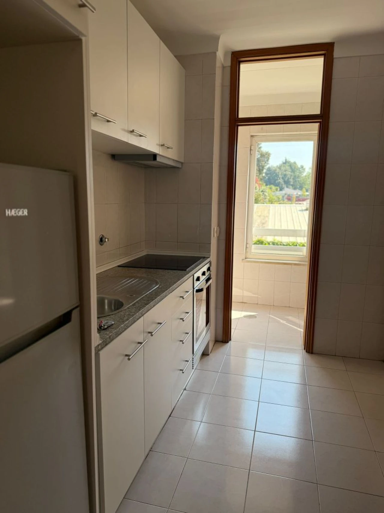 Apartamento T1 para Arrendamento em Porto Foto 13
