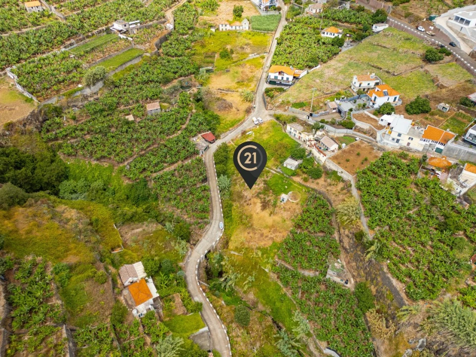 Terreno para Venda em Canhas Foto 6