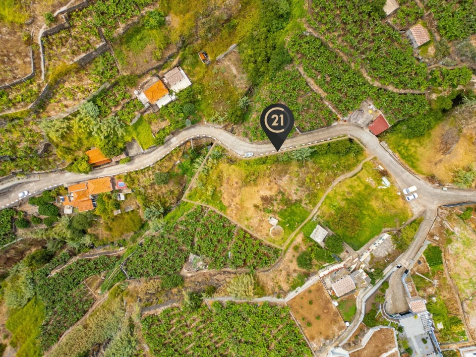 Terreno para Venda em Canhas Foto 7