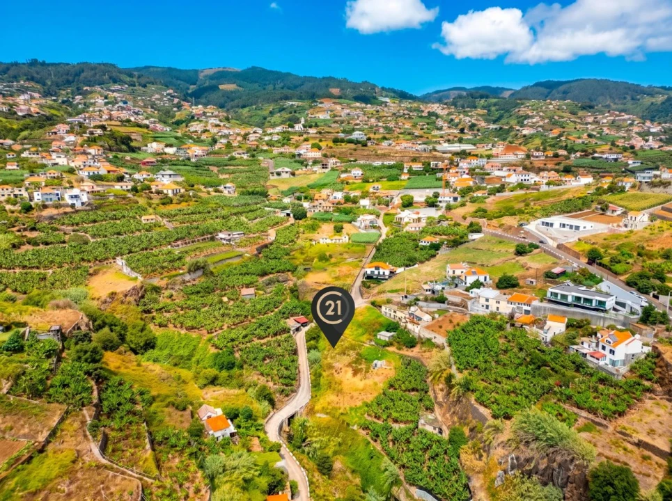 Terreno para Venda em Canhas Foto 14
