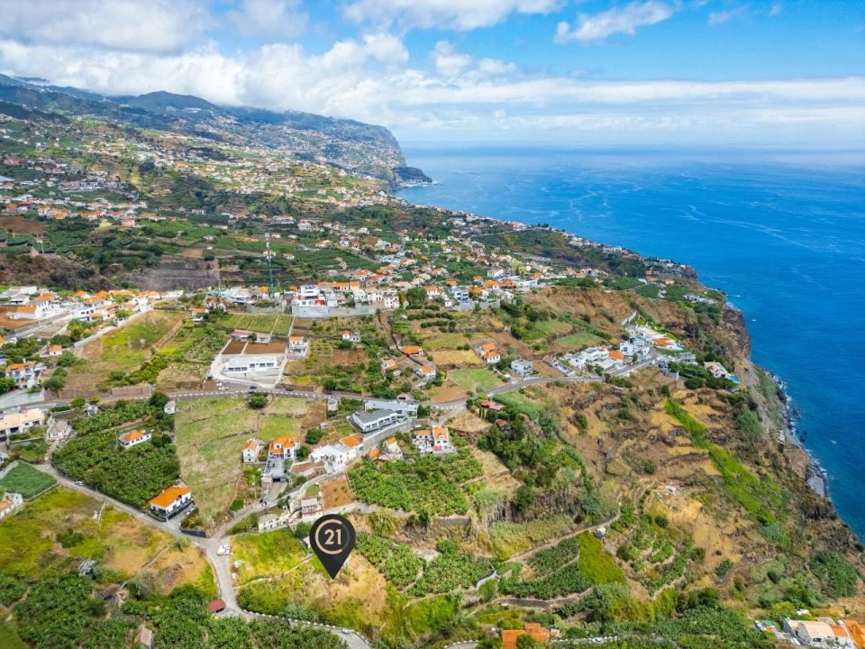 Terreno para Venda em Canhas Foto 18