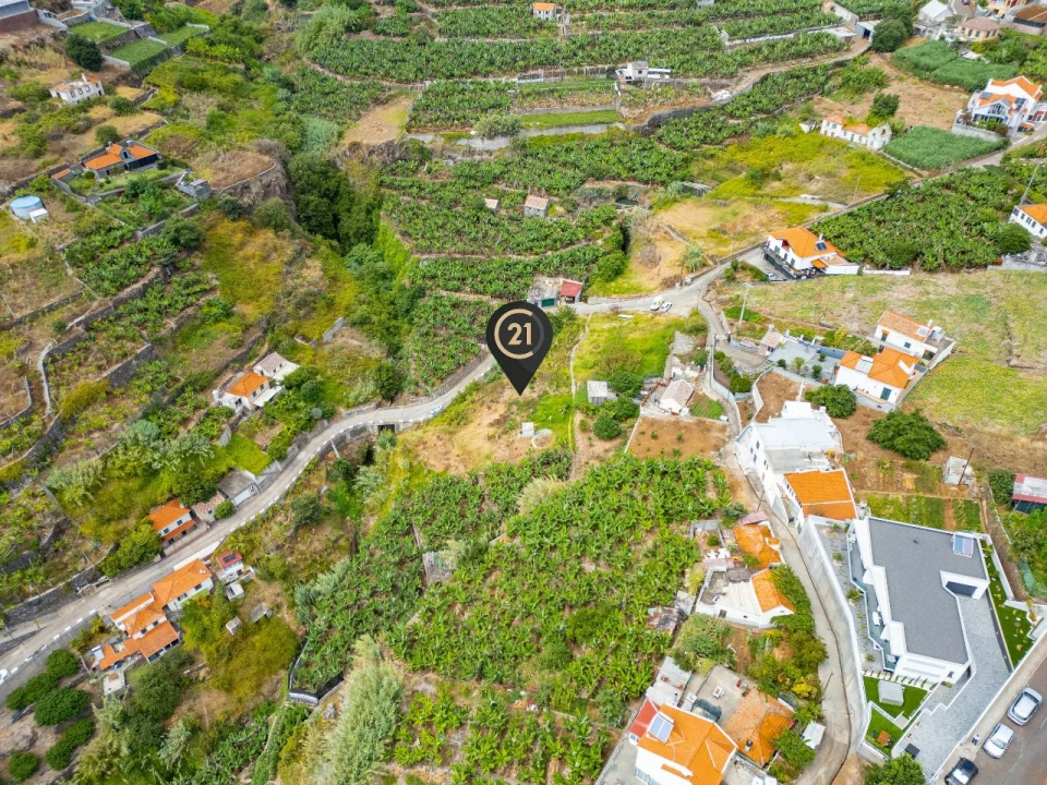 Terreno para Venda em Canhas Foto 20