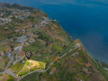 Terreno para Venda em Canhas