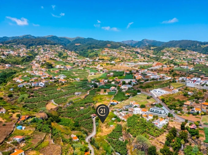 Terreno para Venda em Canhas Foto 13