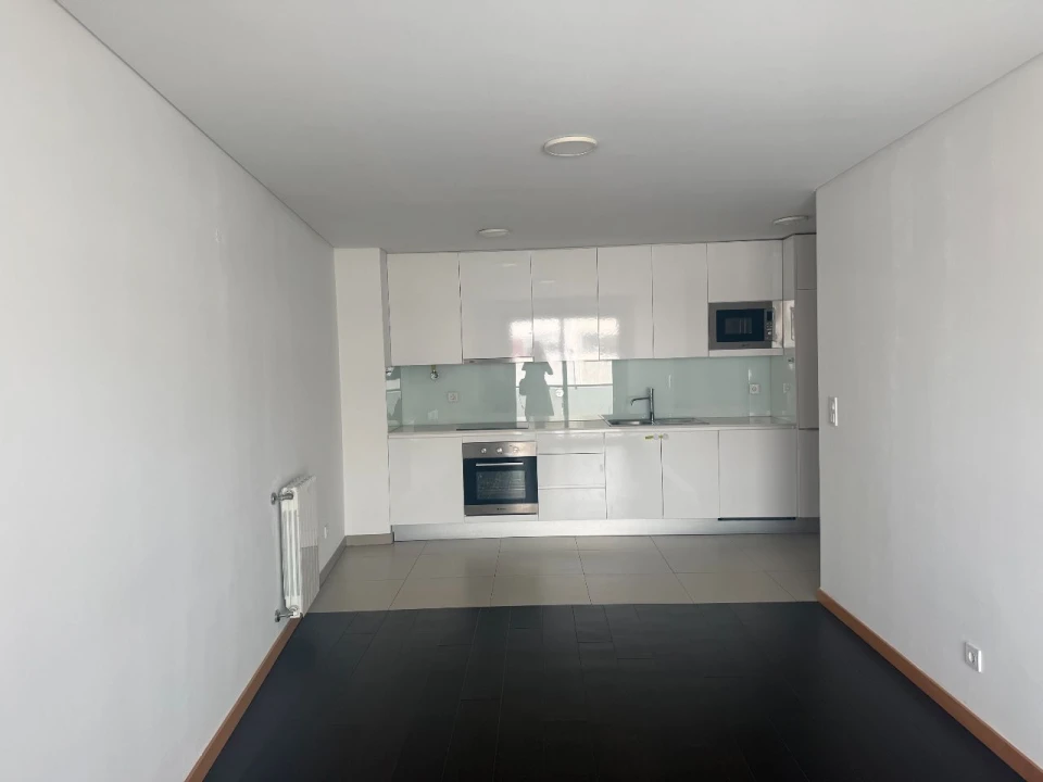 Apartamento para Arrendamento em Porto Foto 4