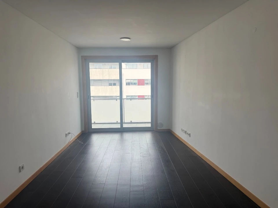 Apartamento para Arrendamento em Porto Foto 14