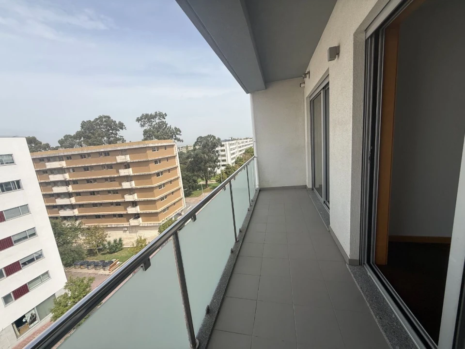 Apartamento para Arrendamento em Porto Foto 17