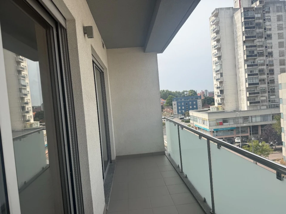 Apartamento para Arrendamento em Porto Foto 20