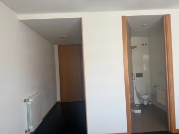 Apartamento para Arrendamento em Porto
