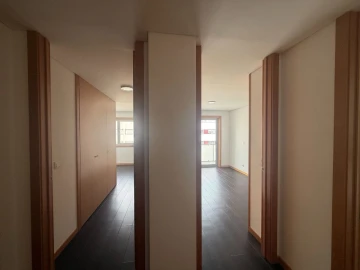 Apartamento para Arrendamento em Porto