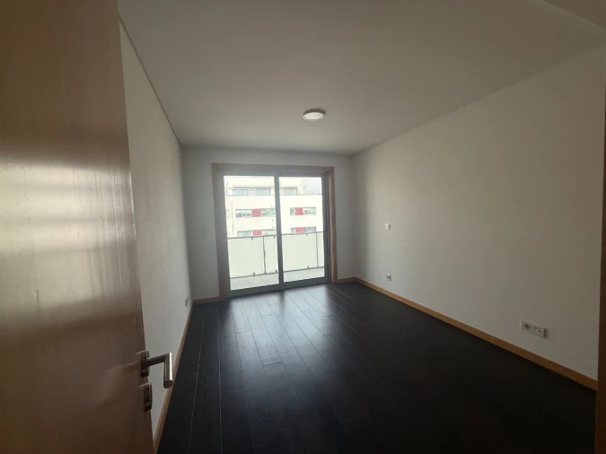 Apartamento para Arrendamento em Porto Foto 15