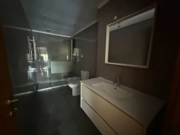 Apartamento T1 para Arrendamento em Maia