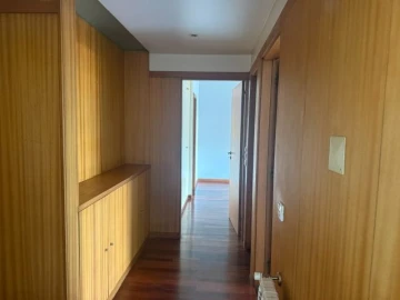 Apartamento T1 para Arrendamento em Maia