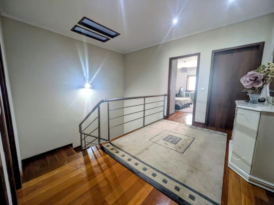 Moradia T4 para Venda em Maia Foto 13