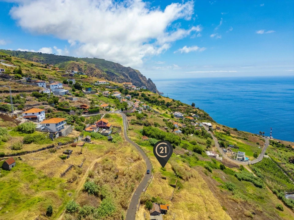 Terreno para Venda em Fajã da Ovelha Foto 4