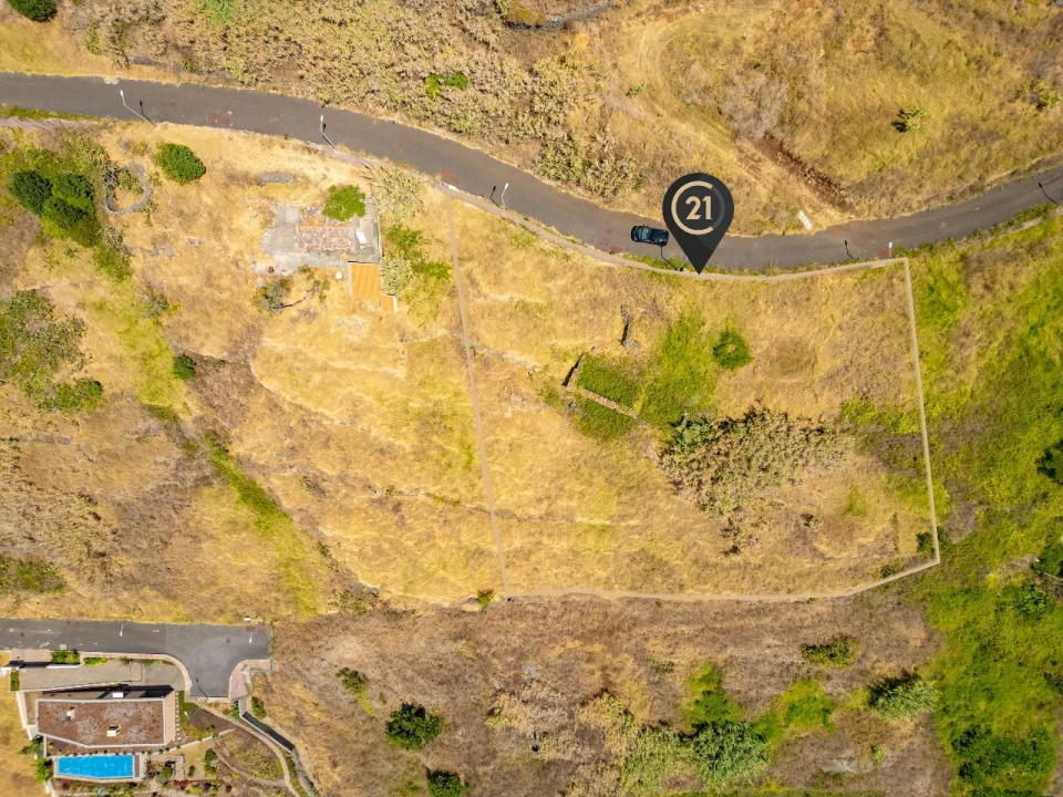 Terreno para Venda em Fajã da Ovelha Foto 15