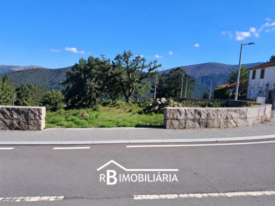 Terreno para Venda em Portela Foto 2