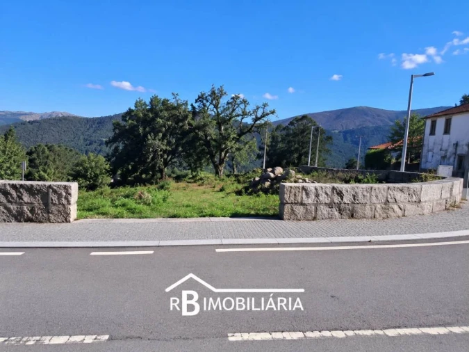 Terreno para Venda em Portela Foto 2