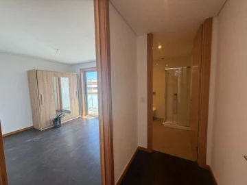 Apartamento T2 para Arrendamento em Porto