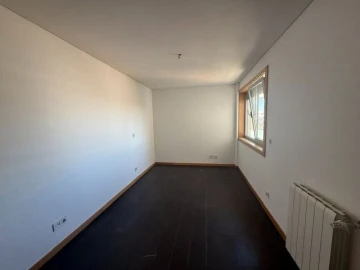 Apartamento T2 para Arrendamento em Porto