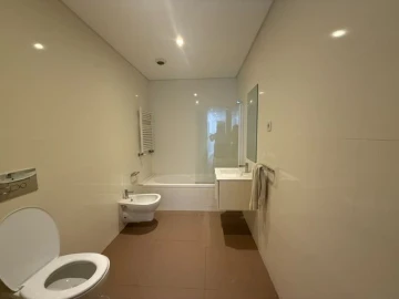 Apartamento T2 para Arrendamento em Porto