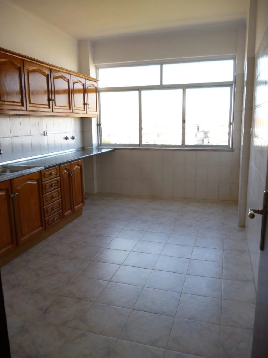 Apartamento T2 para Venda em Pinhal Novo Foto 9