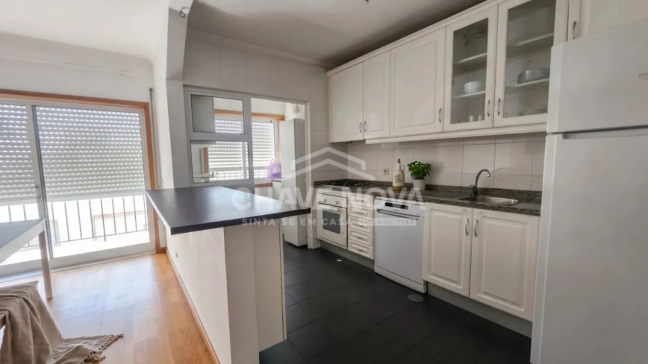 Apartamento T2 para Venda em Vila Nova de Gaia Foto 12