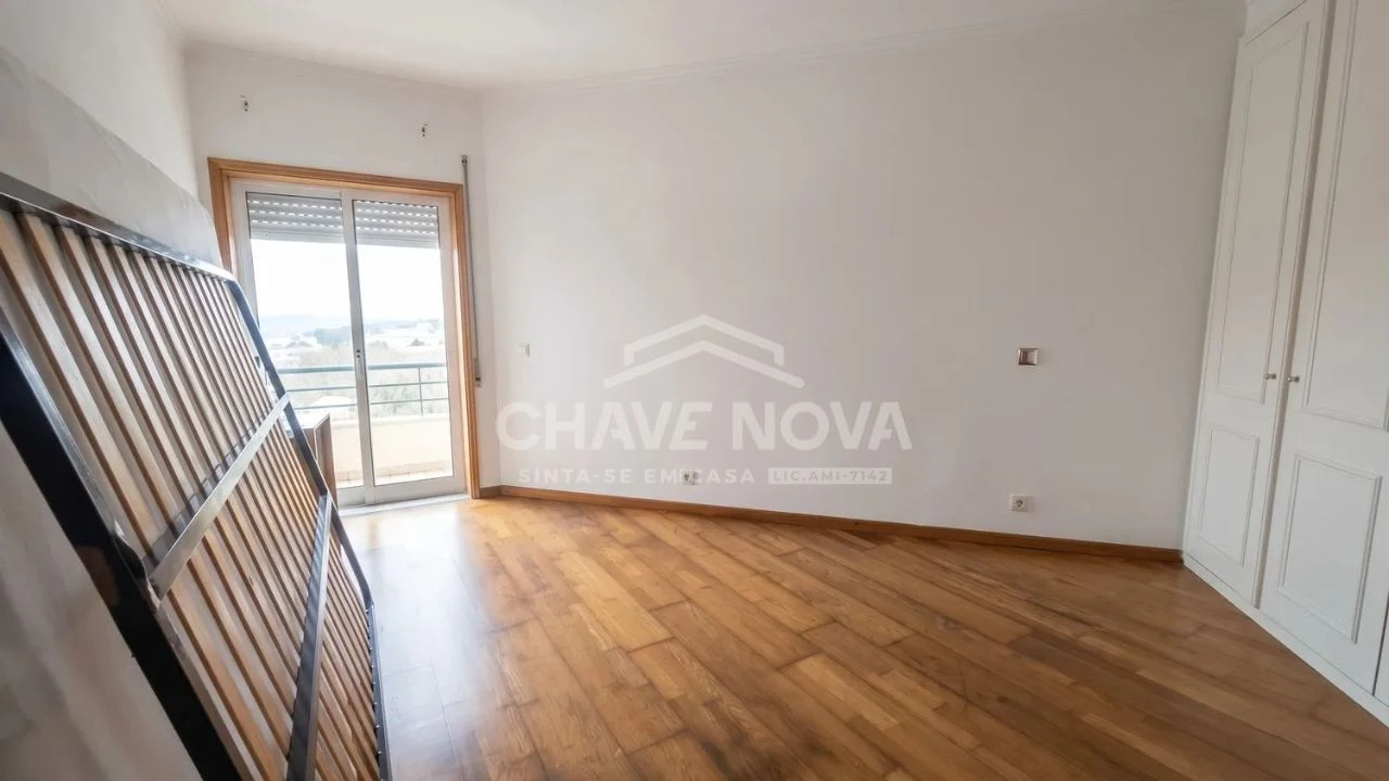 Apartamento T2 para Venda em Vila Nova de Gaia Foto 8