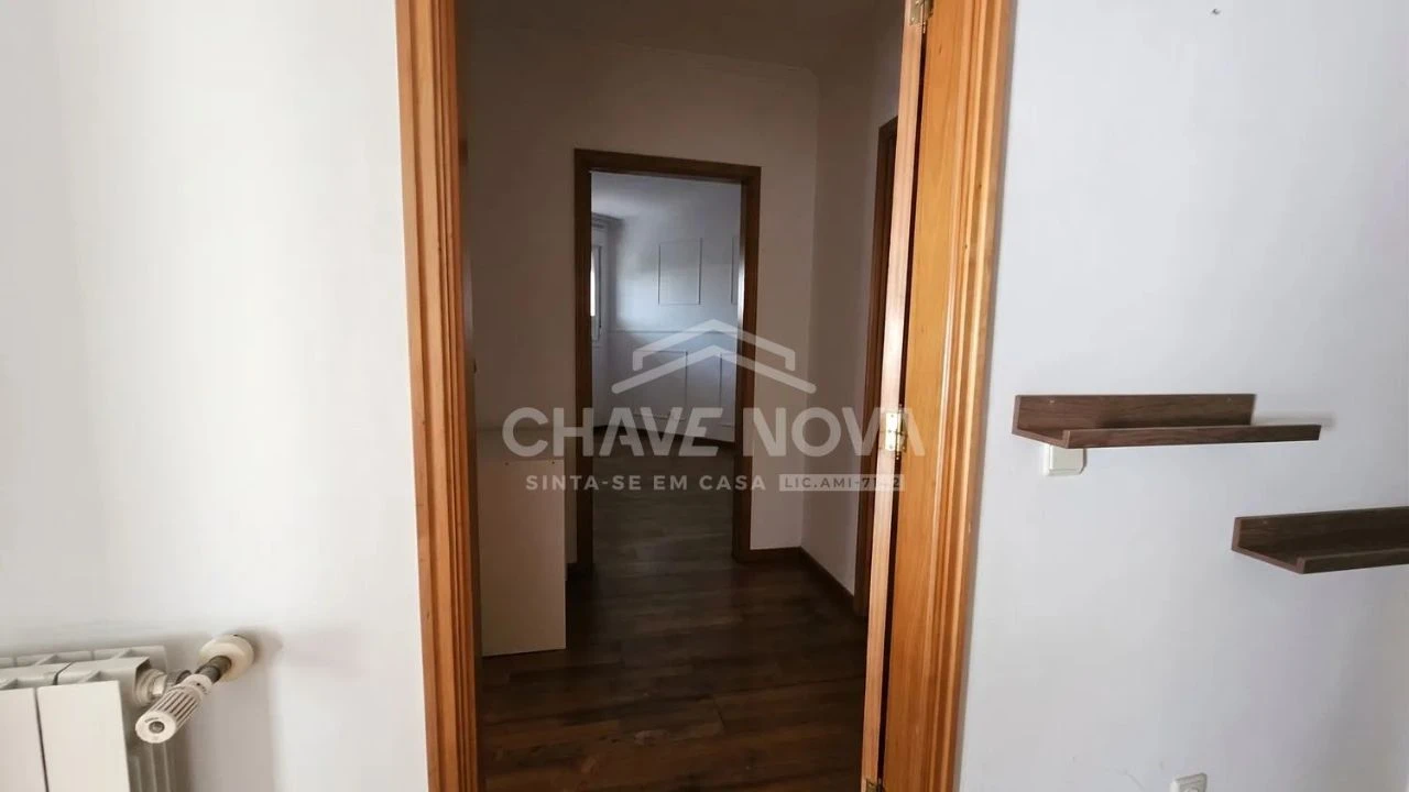 Apartamento T2 para Venda em Vila Nova de Gaia Foto 5