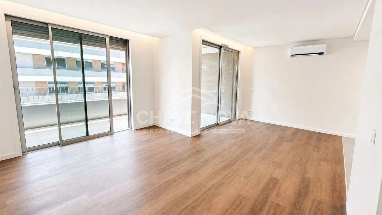 Apartamento T1 para Venda em Maia Foto 3