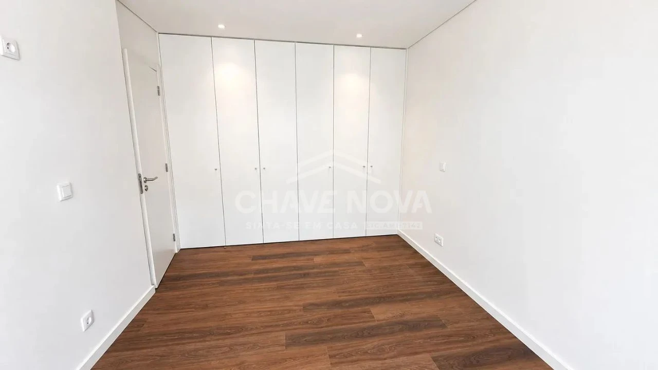 Apartamento T1 para Venda em Maia Foto 15