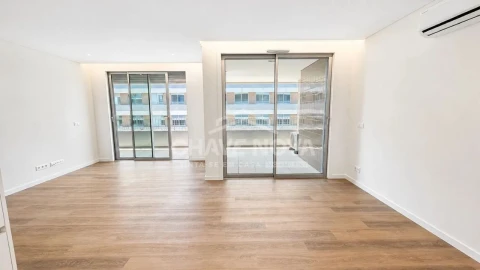 Apartamento T1 para Venda em Maia