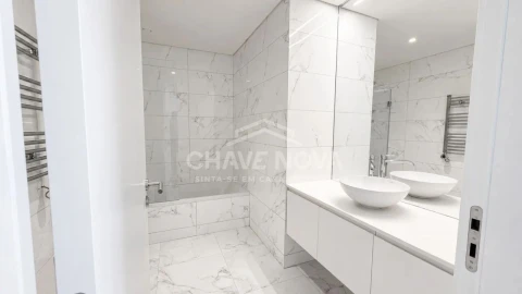 Apartamento T1 para Venda em Maia