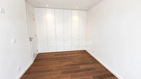 Apartamento T1 para Venda em Maia