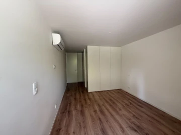 Apartamento T1 para Venda em Paranhos