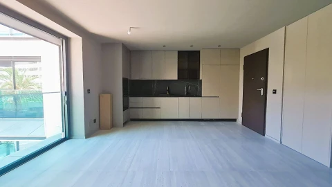 Apartamento T1 para Arrendamento em FUNCHAL