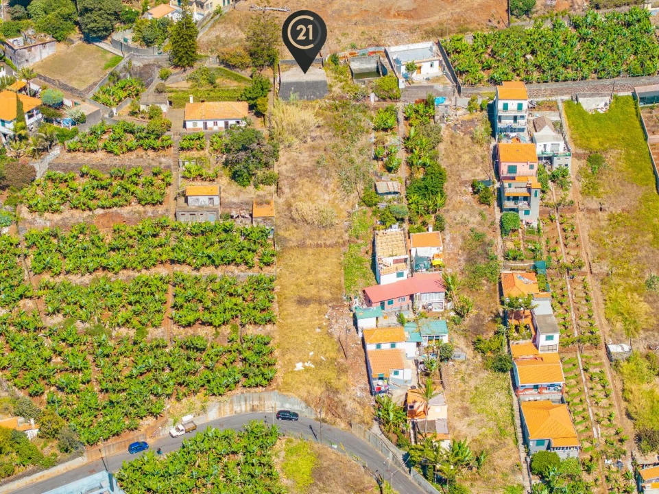 Terreno para Venda em Funchal Foto 4
