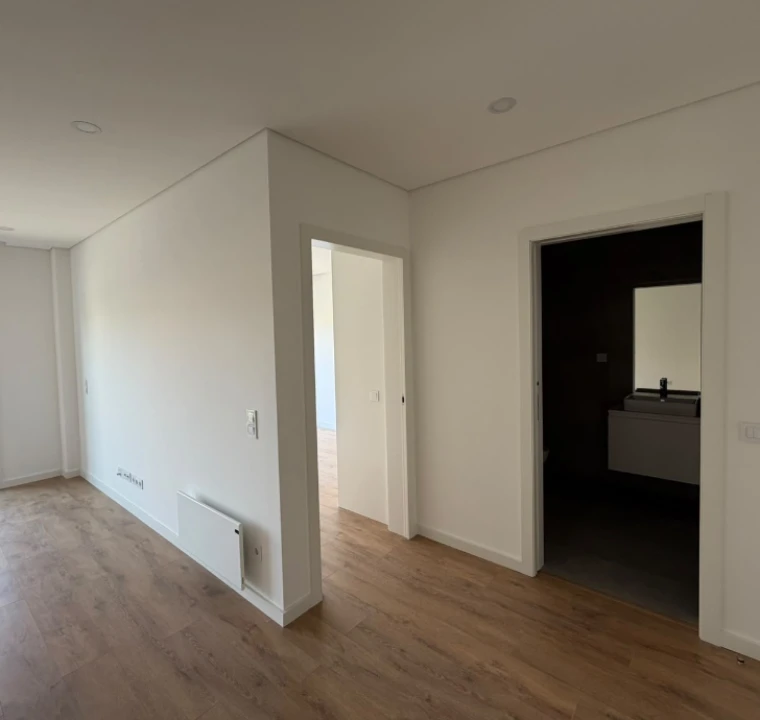 Apartamento T1 para Arrendamento em Maia Foto 1