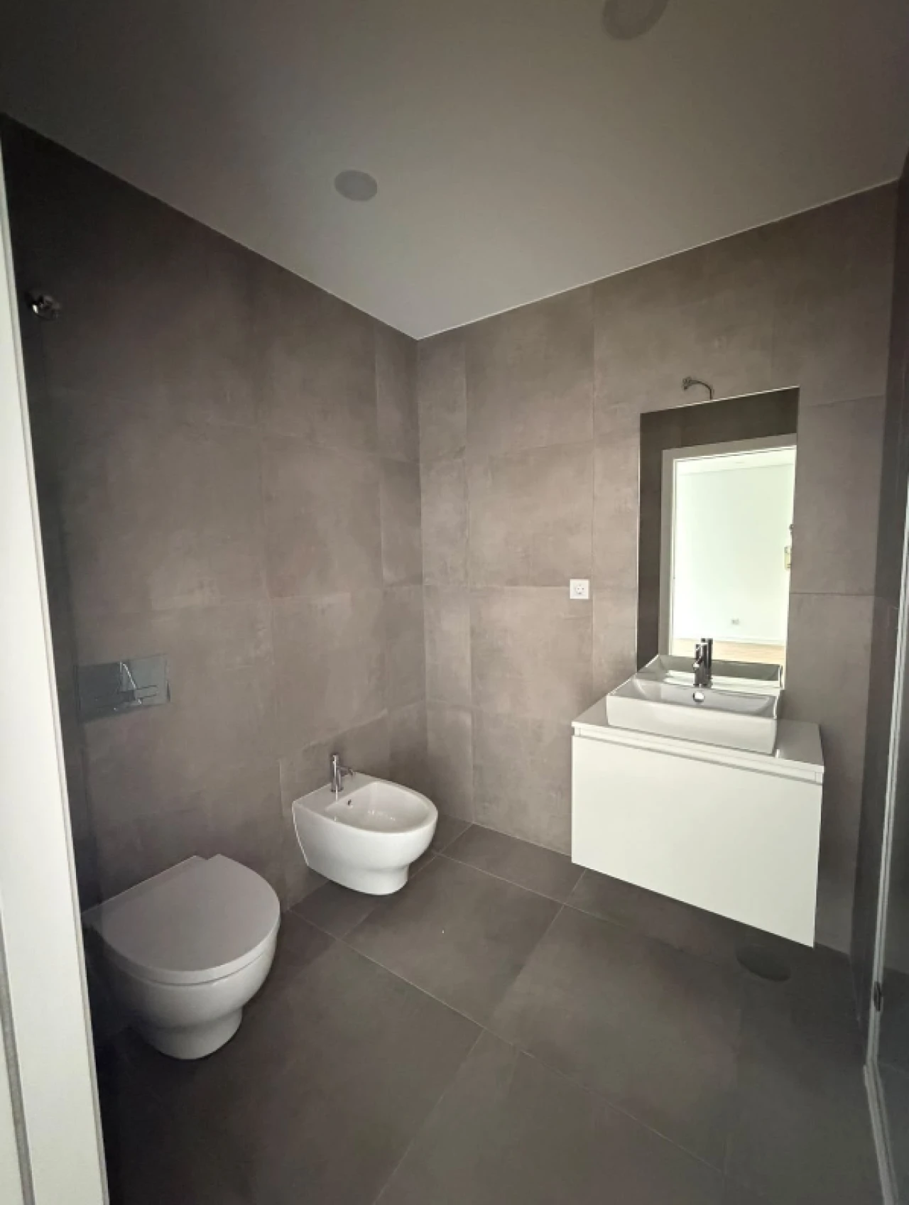 Apartamento T1 para Arrendamento em Maia Foto 14