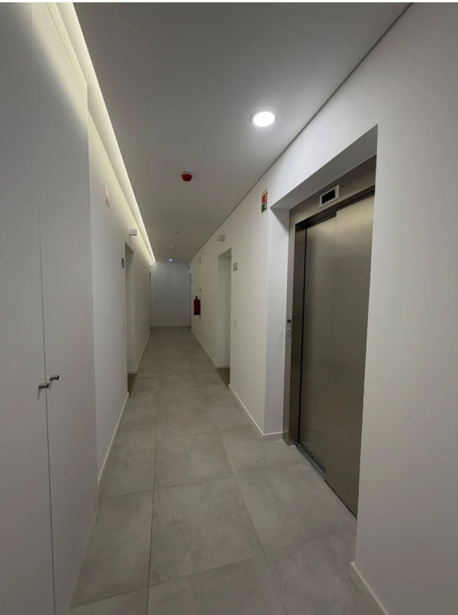 Apartamento T1 para Arrendamento em Maia Foto 5