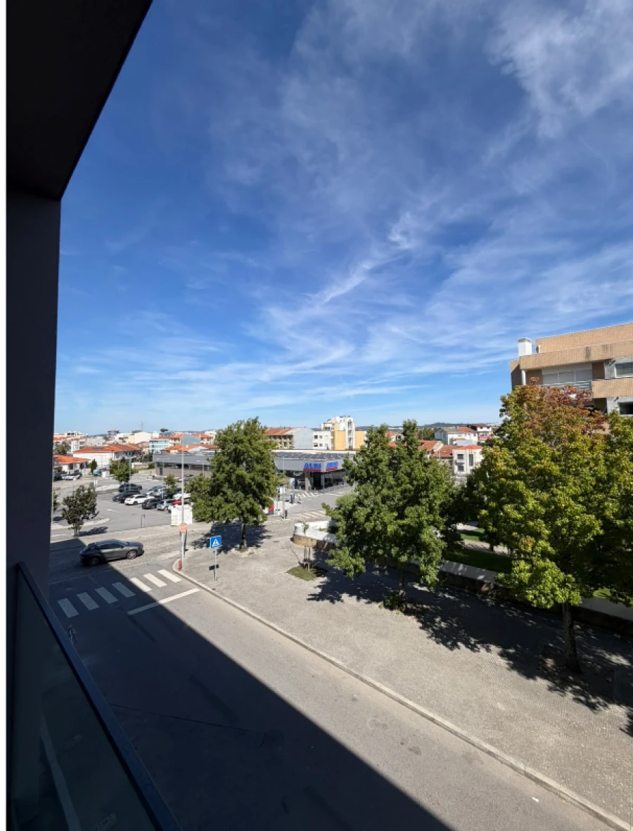 Apartamento T1 para Arrendamento em Maia Foto 17